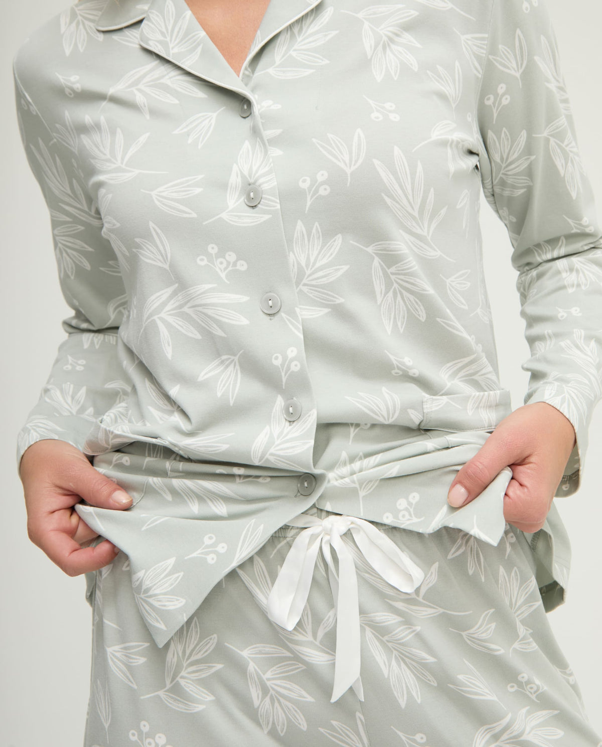Pijama de invierno manga larga abierto verde de hojas