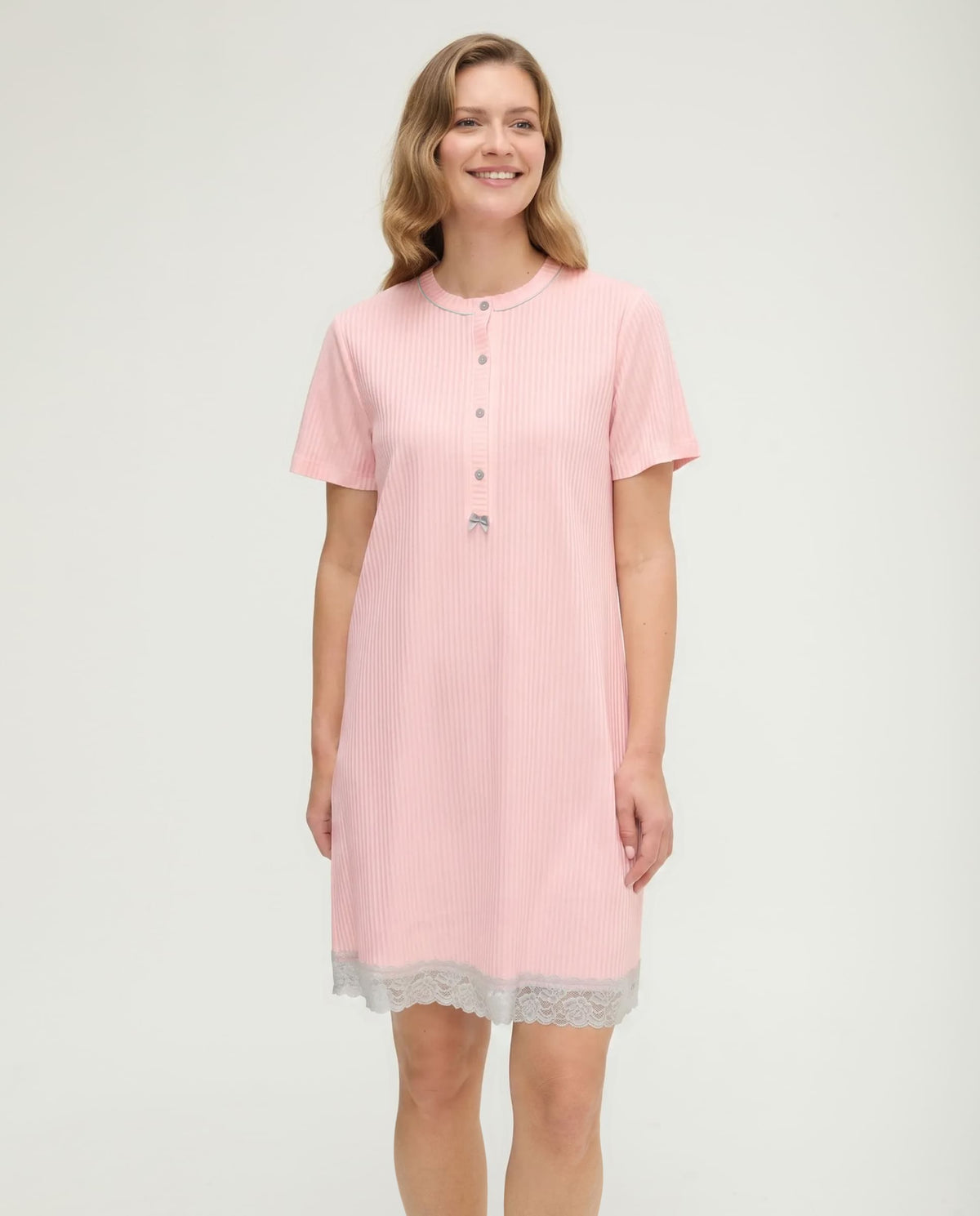 Camisón de invierno manga corta lencero marfil con puntilla