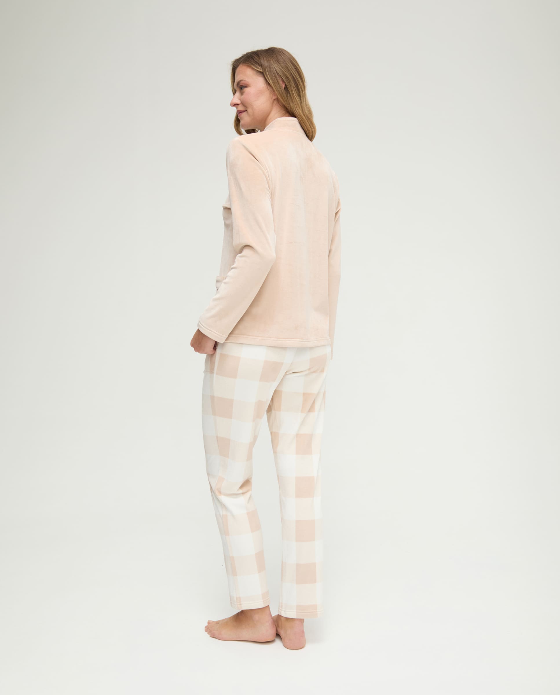 Pijama de invierno manga larga micropolar camel de cuadros