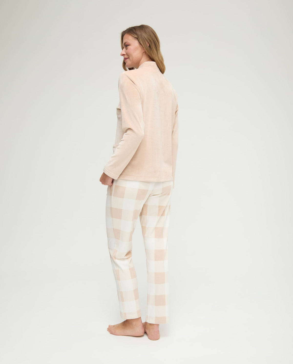 Pijama de invierno manga larga micropolar camel de cuadros