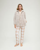 Conjunto pijama y bata de invierno canalé camel de cuadros