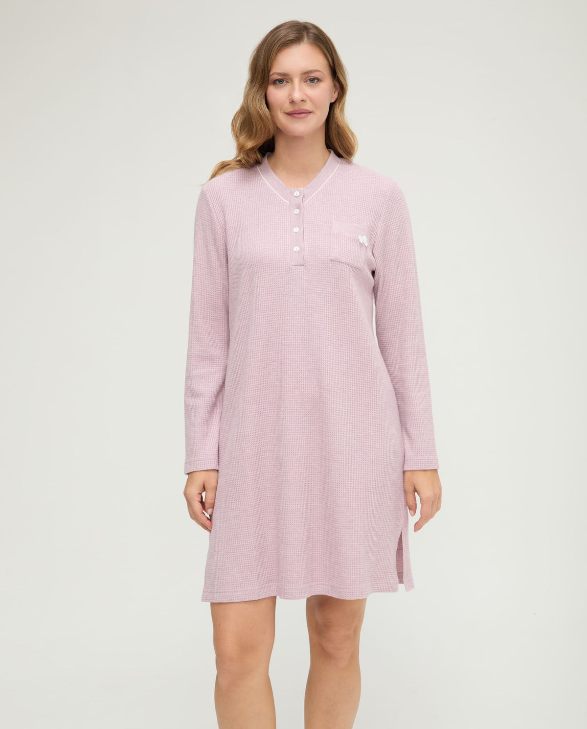 Camisón de invierno manga larga vigoré malva cuello pico de cuadritos