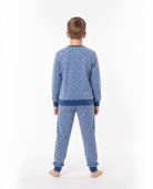 Niño de espaldas con el pijama de invierno Lohe