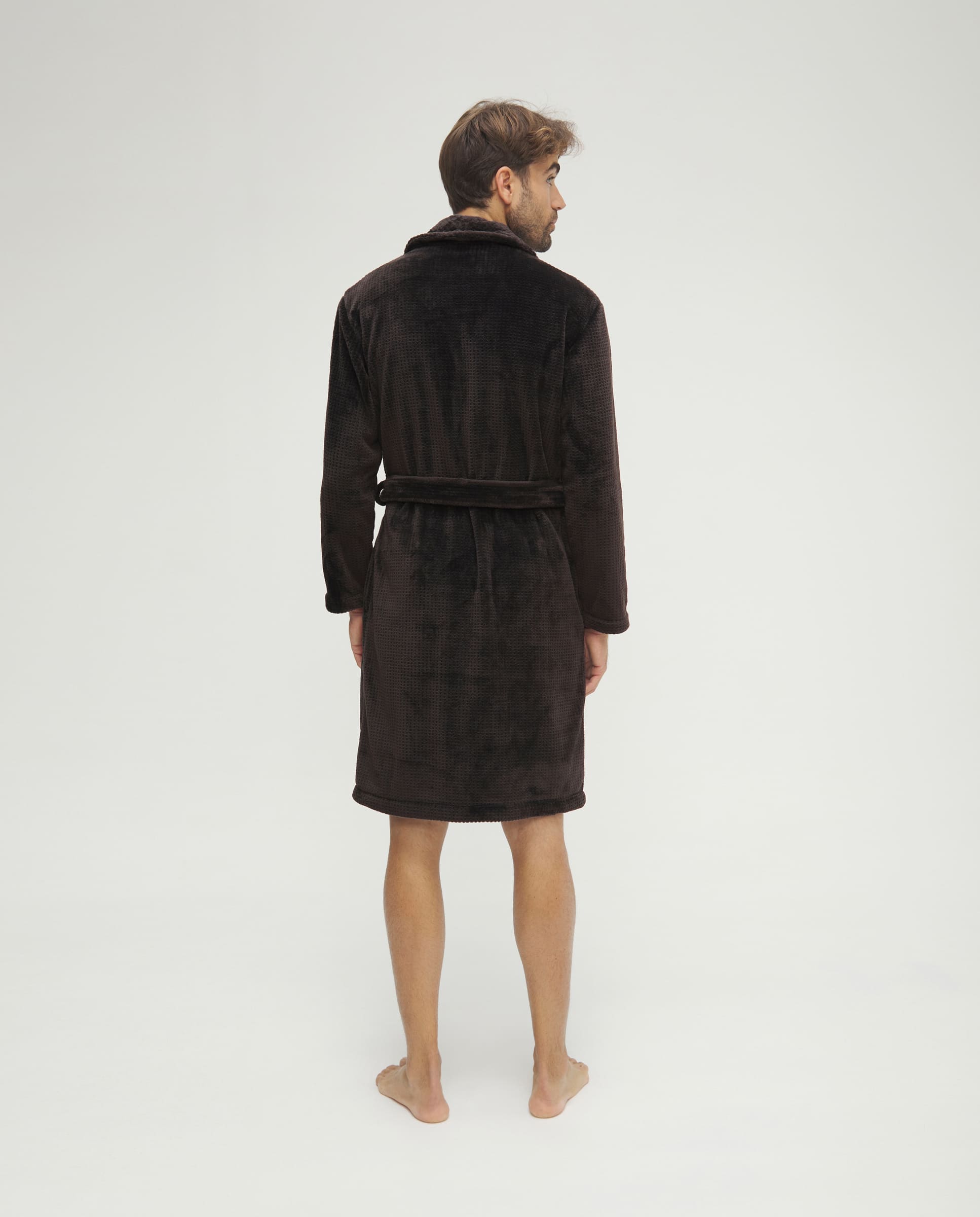 Bata de hombre de invierno jacquard marrón con cinturón