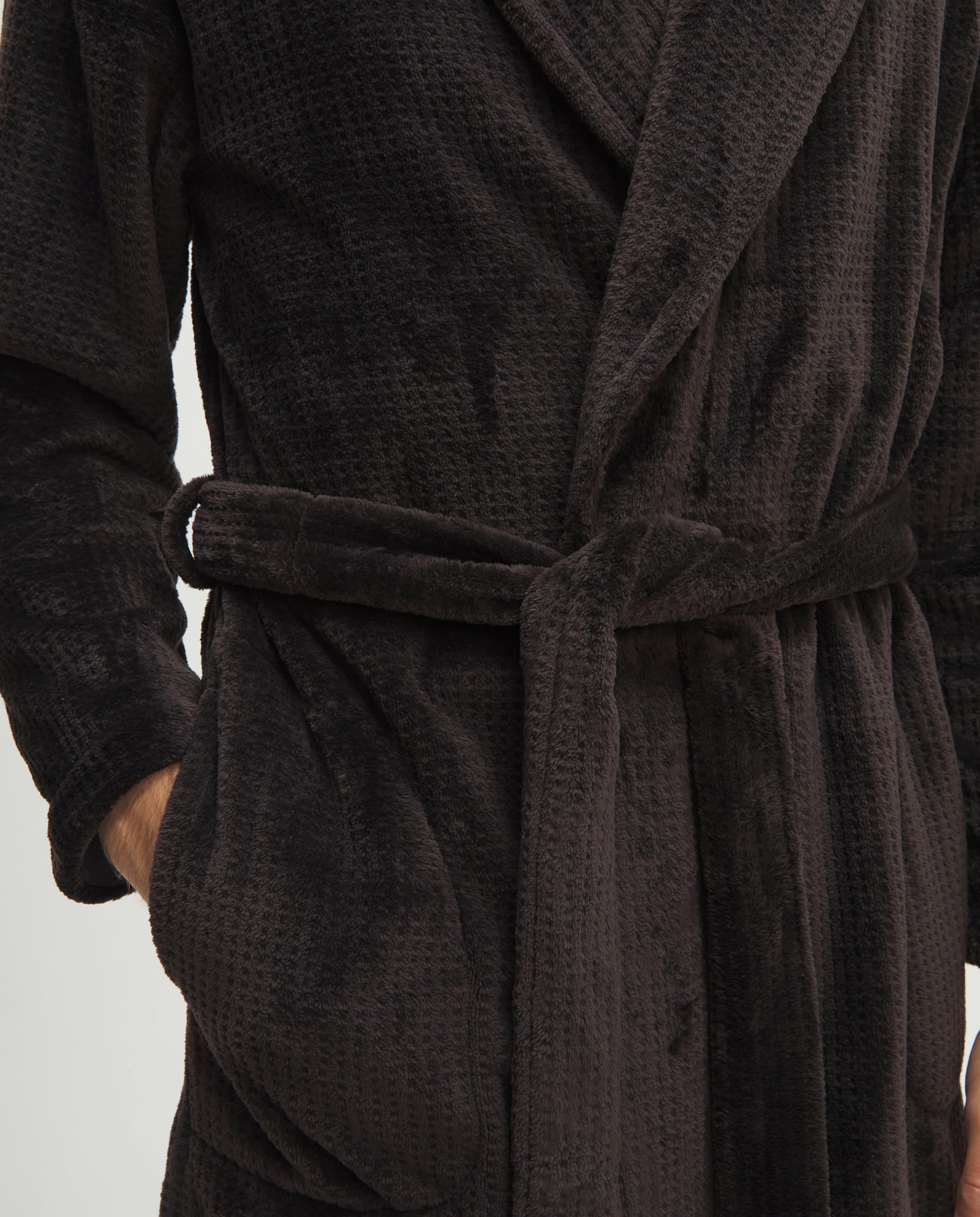 Bata de hombre de invierno jacquard marrón con cinturón