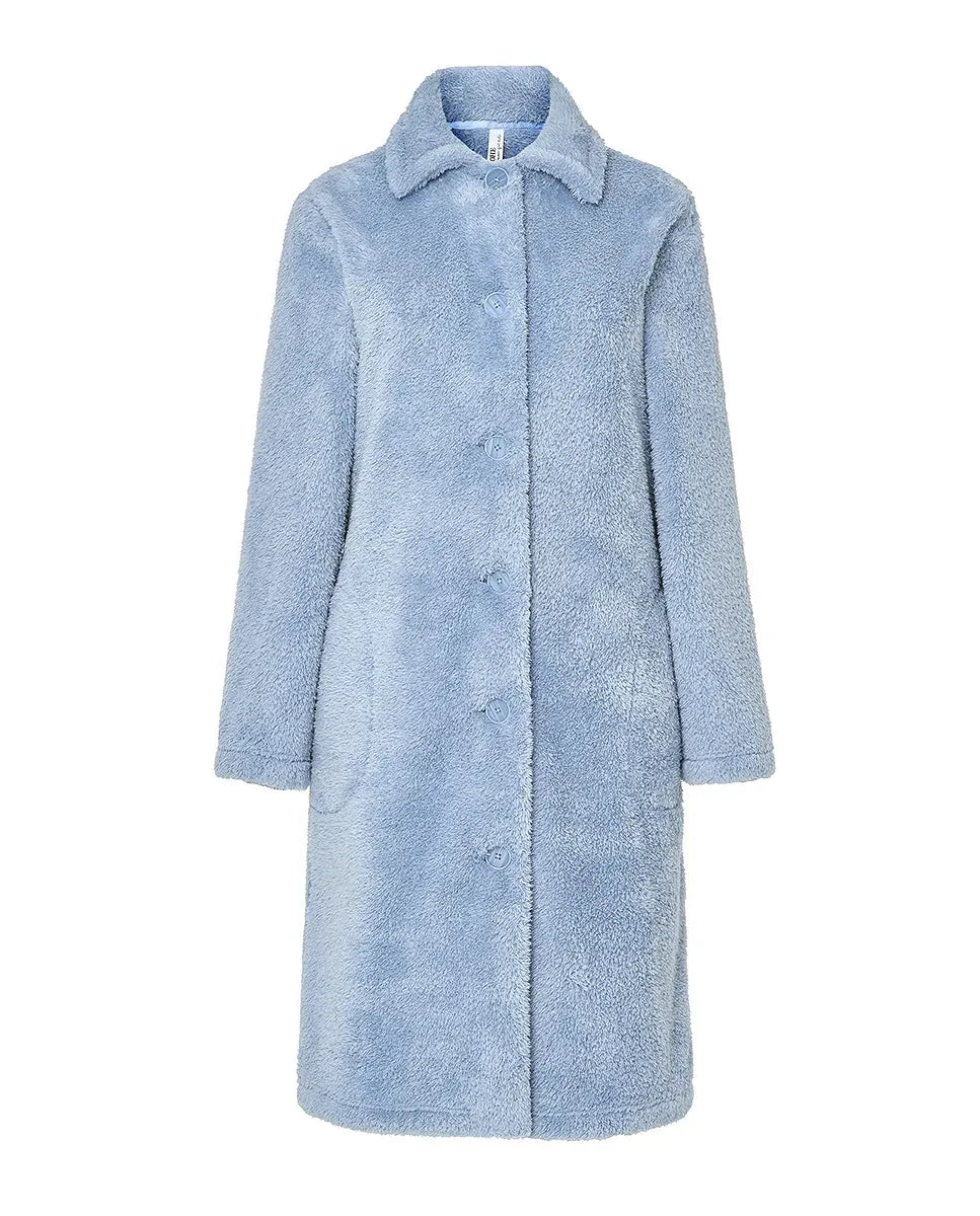Elegante bata larga de rizo en azul acero con cuello y botones delanteros, perfecto para el invierno.
