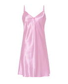 Camisón corto de mujer de verano, tejido raso y tirantes. Color rosa