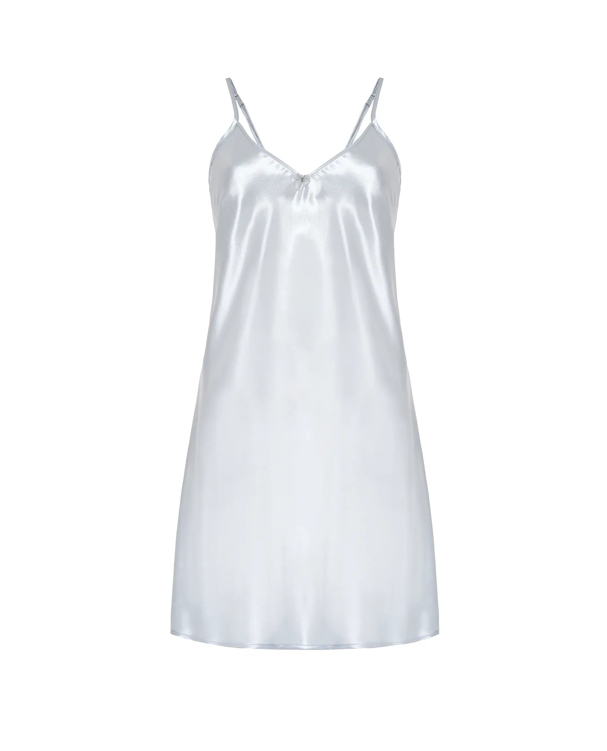 Camisón corto de mujer de verano, tejido raso y tirantes. Color verde suave