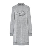 Camisón gris con mangas largas, puños elásticos y bajo de canalé, texto "dreamy forever"