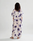 ✅ Kaftan largo blanco estampado flores de seda natural | LOHE ®