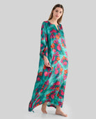 Kaftan de seda natural estampado con escote redondo y abertura central