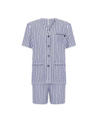 Vista espaldas de hombre con pijama veraniego abierto diseño de rayas verticales