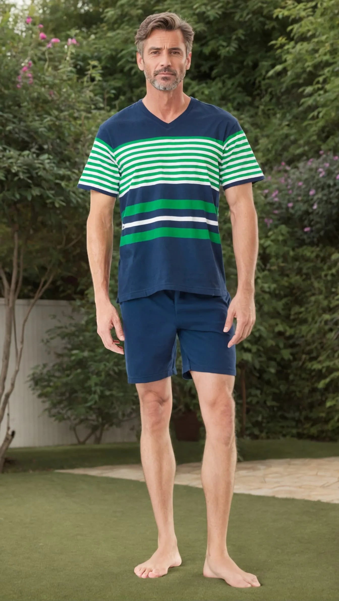 Pijama corto de hombre, estampado en rayas, chaqueta cerrada rayas, cuello pico manga corta, pantalón corto.