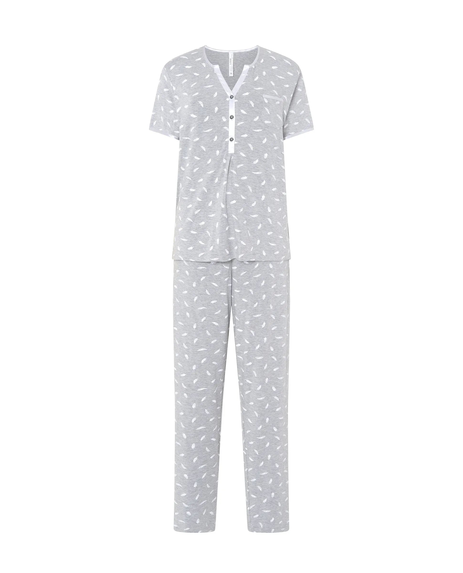Pijama largo de mujer Lohe, vigoré gris estampado plumas, cuello abierto pata de raso y botones, pantalón largo