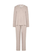 Conjunto de pijama camel en suave tejido vigoré de textura acanalada y lazo pequeño en el escote de puntilla.