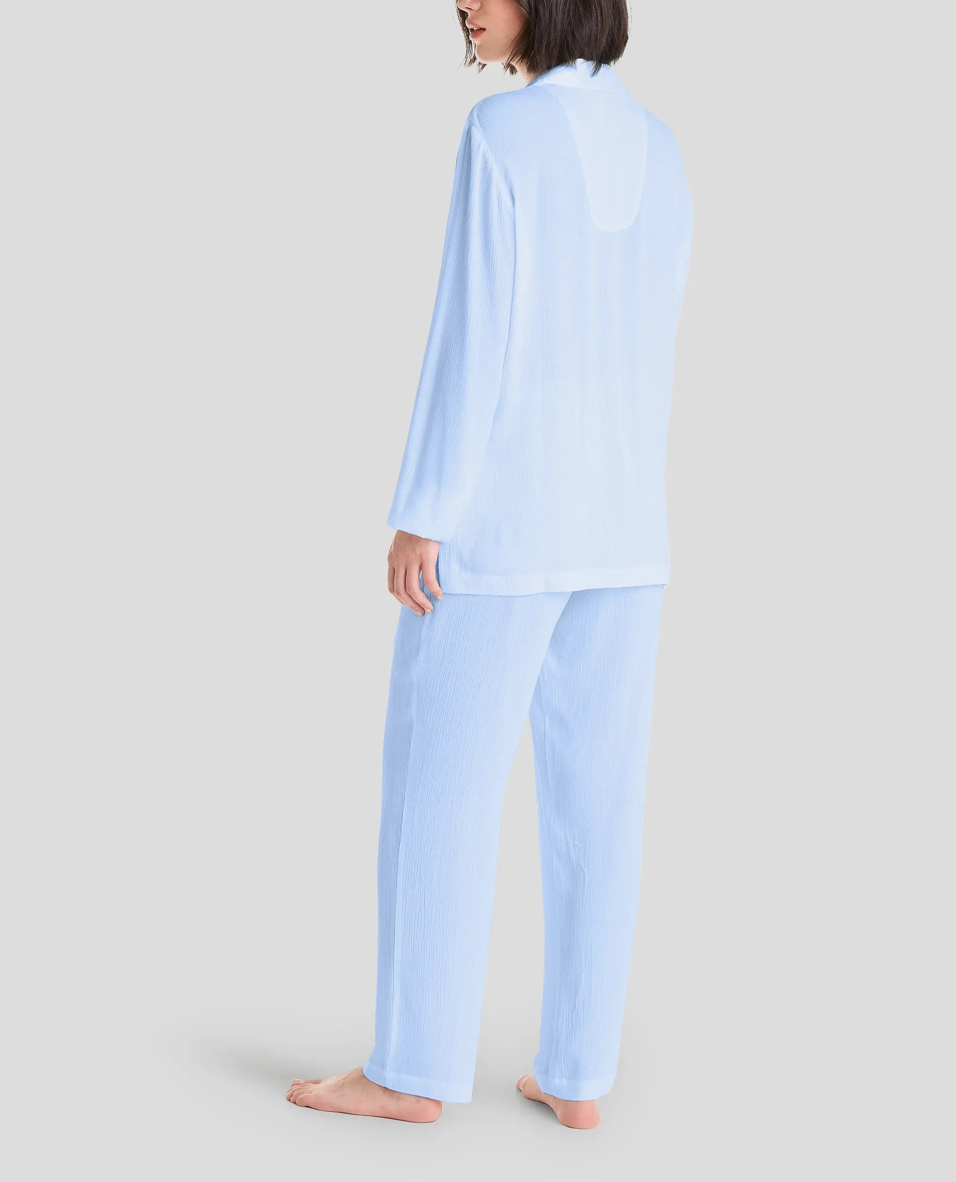 Pijama largo de mujer de manga corta para verano color verde detalles estampado plata