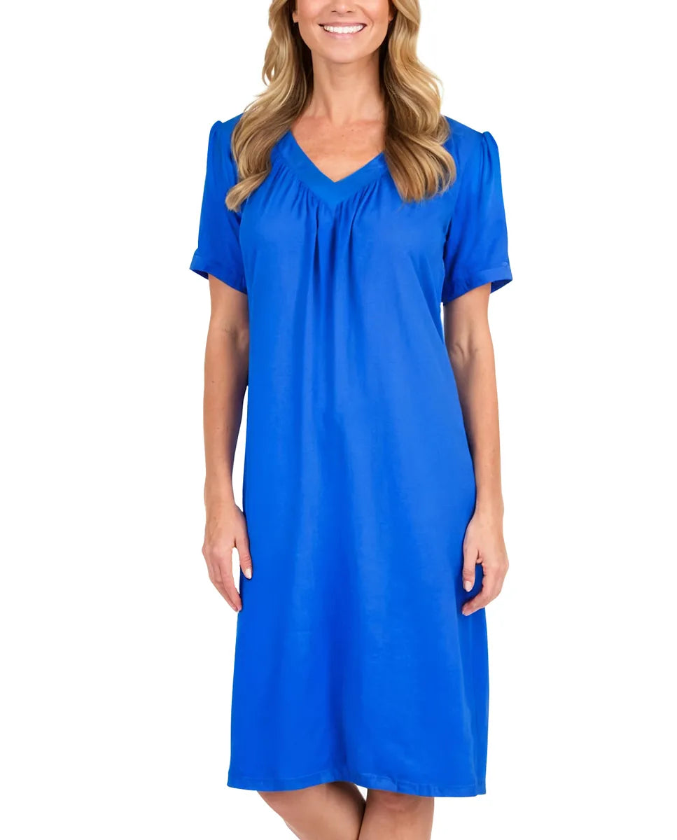 Vestido corto de mujer, estampado de topos, manga corta, cuello pico.