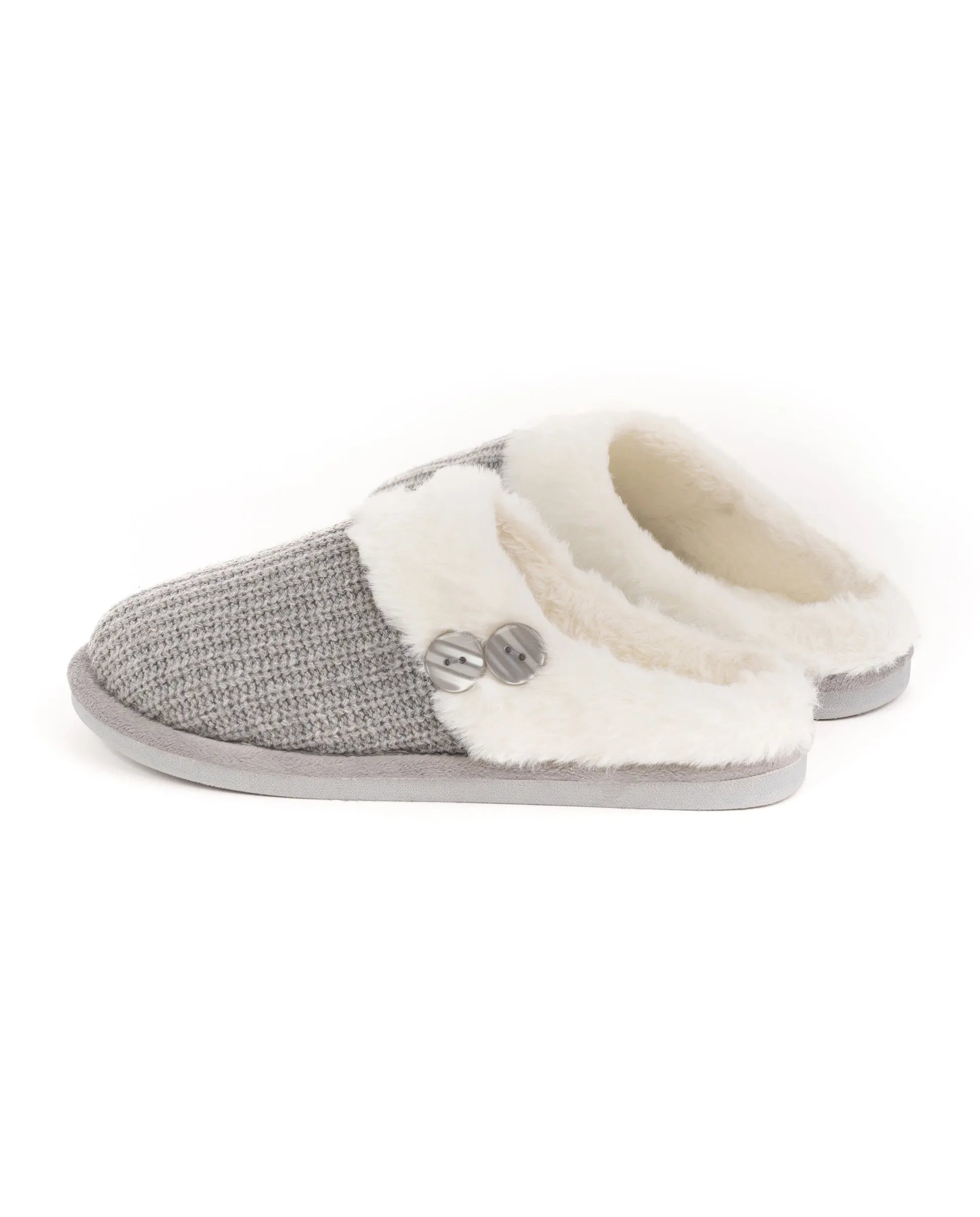 Zapatillas de mujer abiertas borreguillo